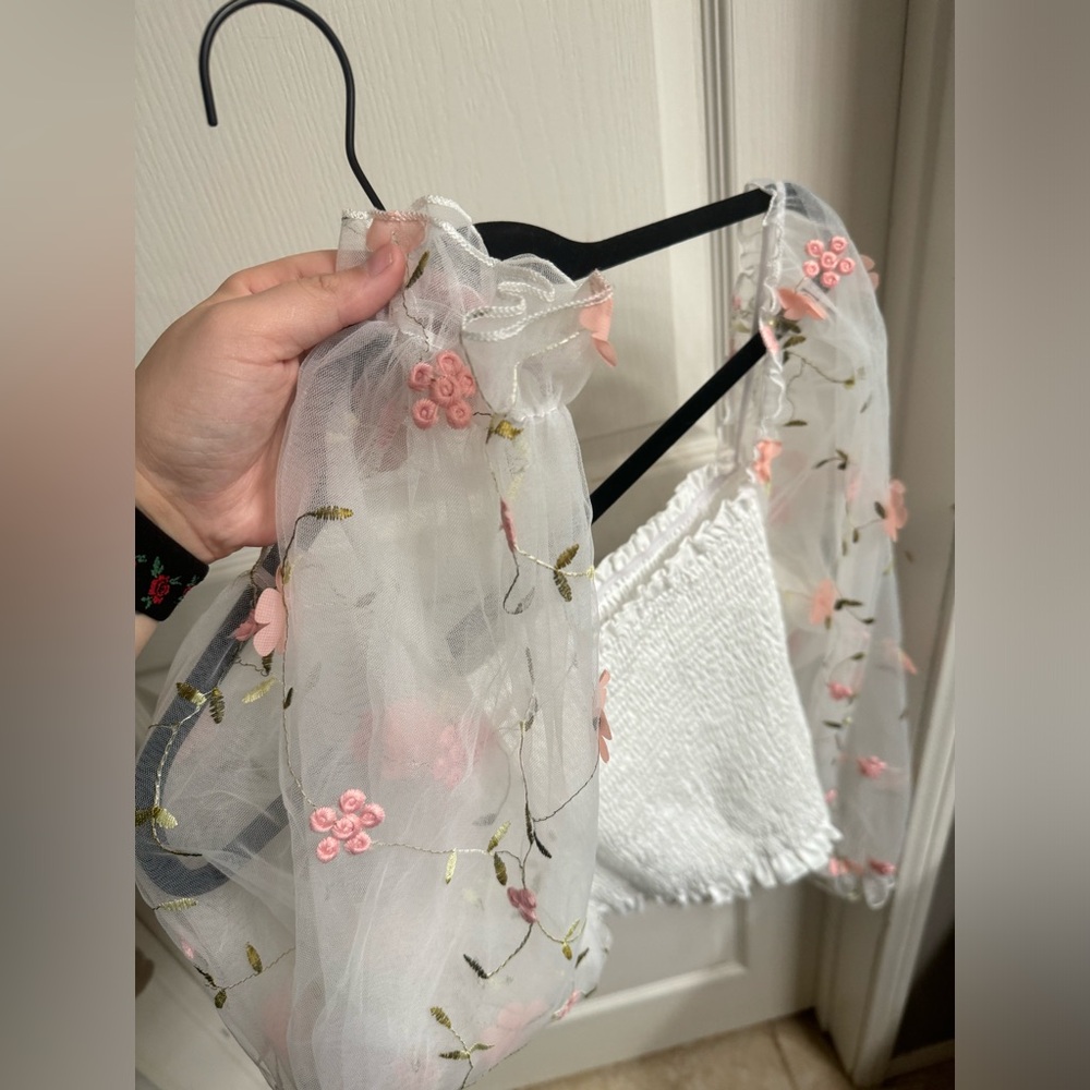 white floral shirred off the shoulder top mesh sleeves - Picture 3 of 5